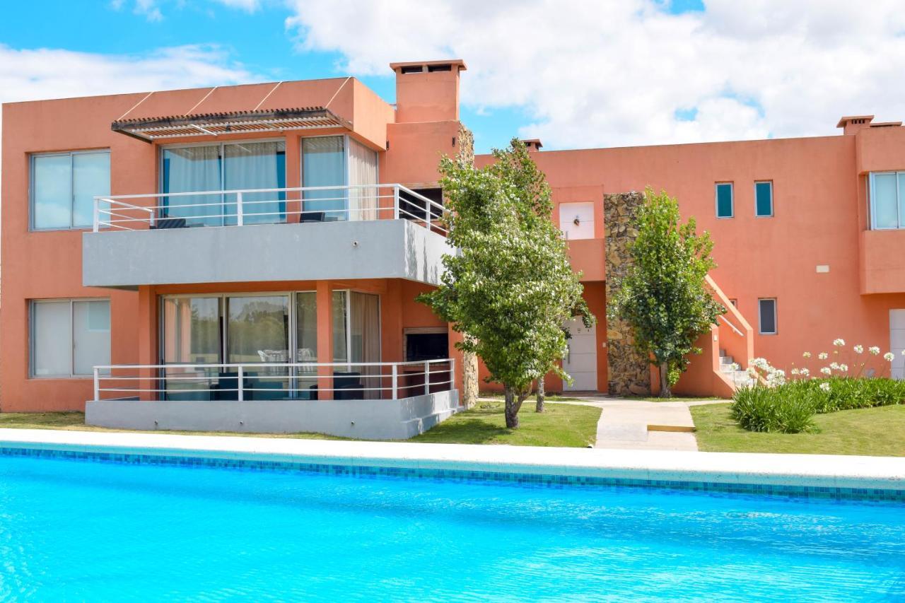 Lomas Del Real Aparthotel Колонія-дель-Сакраменто Екстер'єр фото