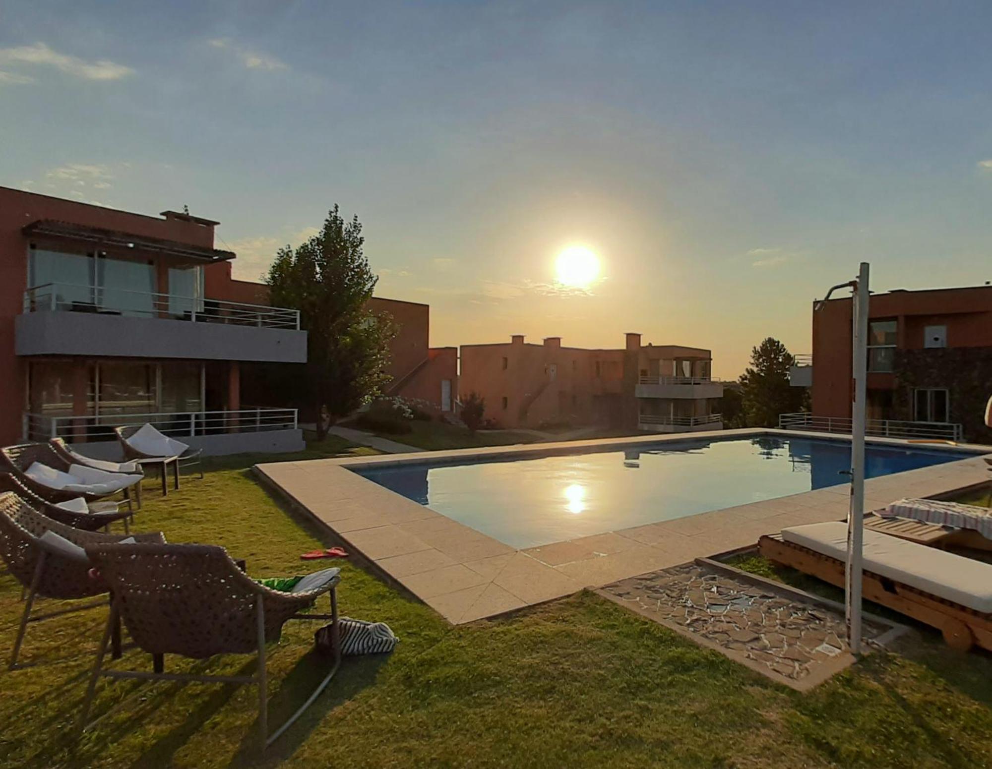 Lomas Del Real Aparthotel Колонія-дель-Сакраменто Екстер'єр фото